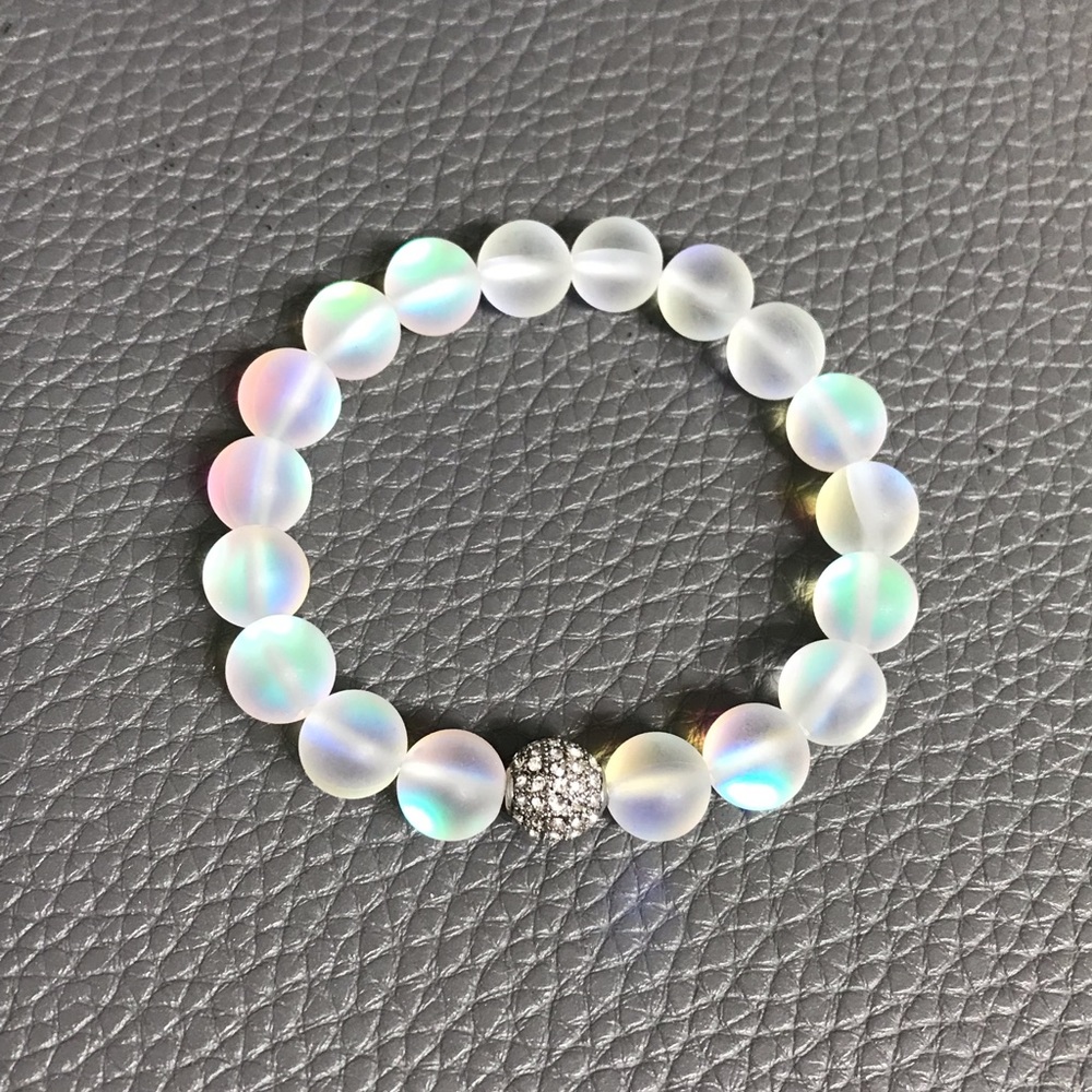 Beautiful Elastic Moonstone Bracelet